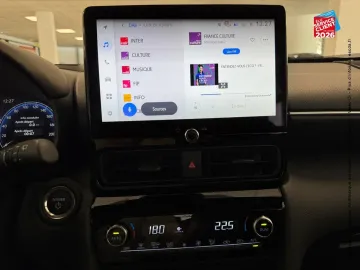 Car image 20