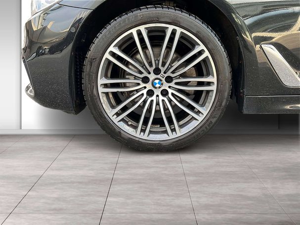 BMW 520d xDrive 139 kW image number 6