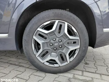 Car image 33
