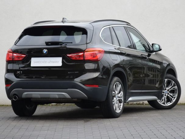 BMW X1 sDrive18i xLine 103 kW image number 4