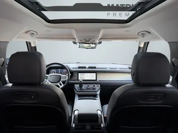 Car image 27