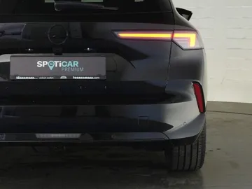 Car image 35