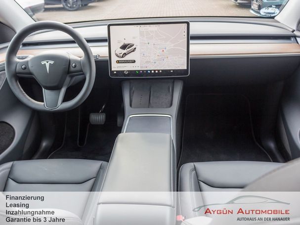 Tesla Model Y Long Range AWD 378 kW image number 13