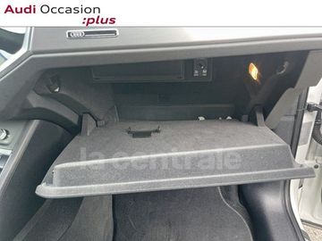 Car image 37