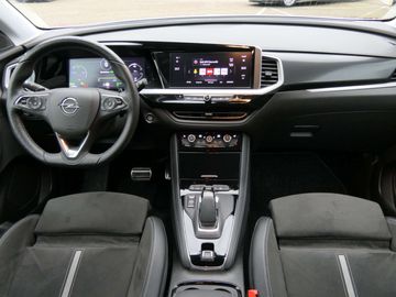 Car image 21