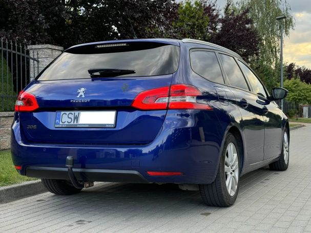 Peugeot 308 1.5 BlueHDi Allure 96 kW image number 8