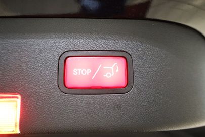 Car image 37