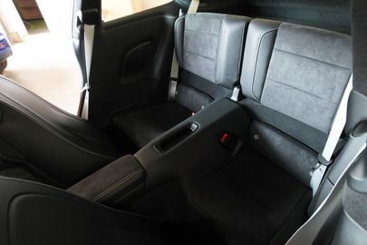 Car image 27
