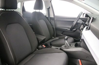 Car image 41