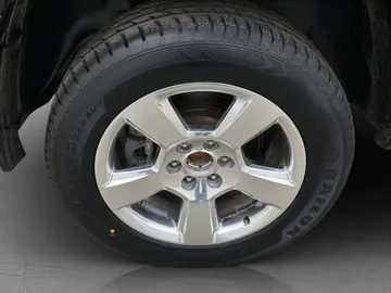 Car image 35