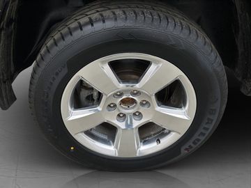 Car image 35
