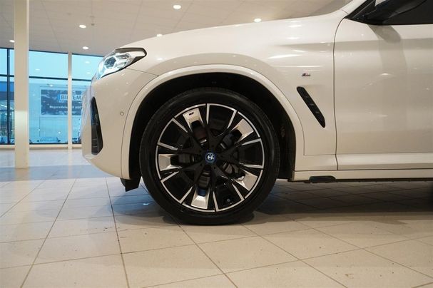 BMW iX3 M Sport 210 kW image number 10