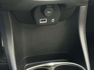 Car image 36