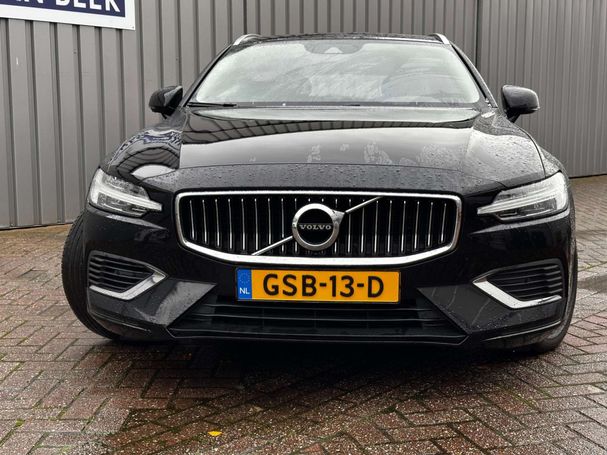 Volvo V60 T6 R AWD Recharge 251 kW image number 3