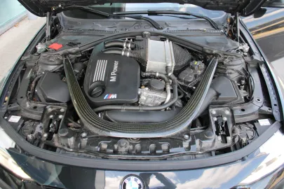 Car image 27