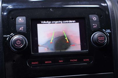 Car image 31