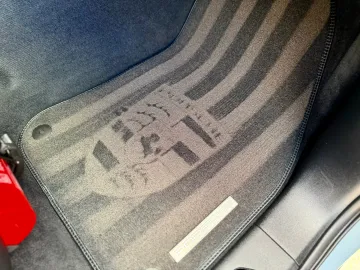Car image 31