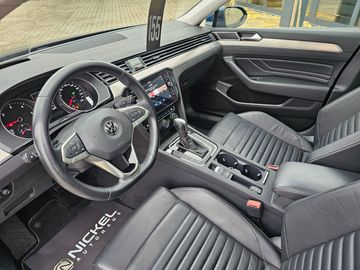 Car image 31