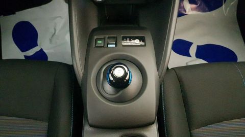 Car image 31