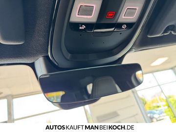 Car image 35
