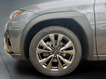 Car image 20