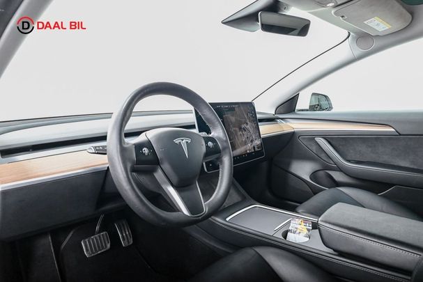 Tesla Model 3 Long Range AWD 324 kW image number 8