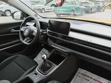 Car image 24