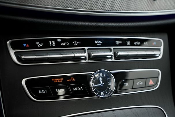 Mercedes-Benz E 220 d T Line 143 kW image number 28