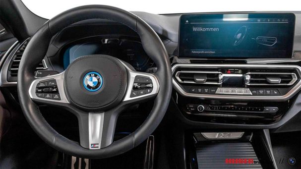 BMW iX3 eDrive 210 kW image number 13