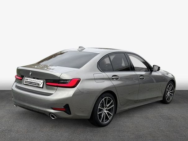 BMW 320d Sport Line 140 kW image number 3