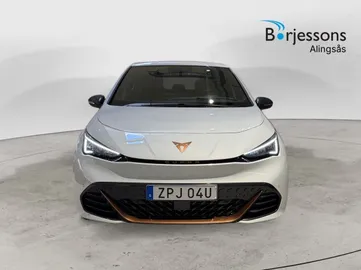 Car image 2