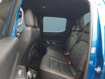 Car image 29