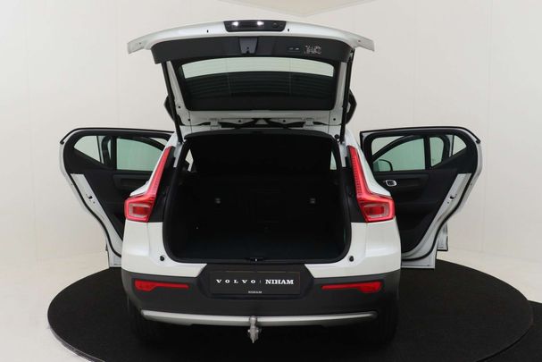 Volvo XC40 T2 95 kW image number 32