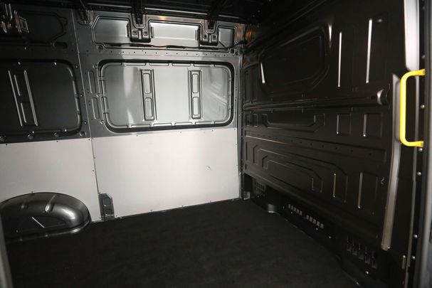 Volkswagen Crafter 30 TDI 103 kW image number 27