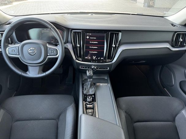 Volvo V60 D3 Momentum 110 kW image number 14