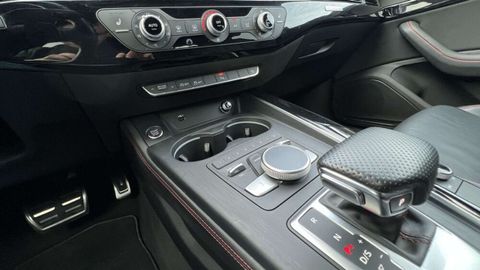 Car image 36