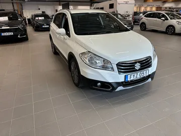 Car image 2