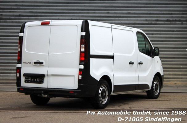 Renault Trafic 89 kW image number 2