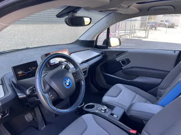 Car image 36