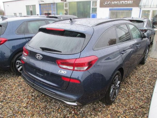 Hyundai i30 1.0 T-GDI Advantage 74 kW image number 2