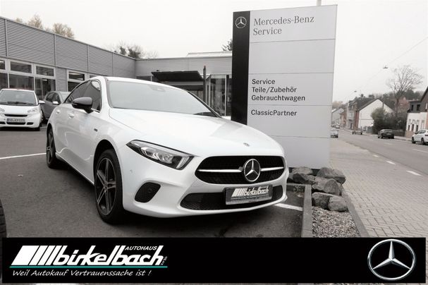 Mercedes-Benz A 250 e 160 kW image number 3