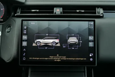 Car image 33