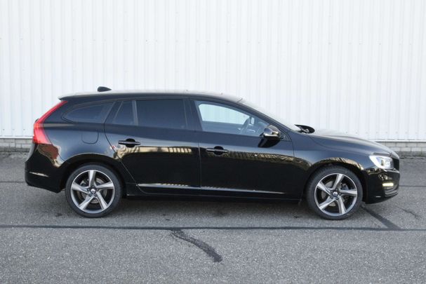 Volvo V60 T3 112 kW image number 35