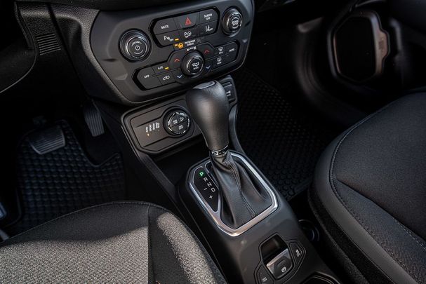 Jeep Renegade PHEV 177 kW image number 15