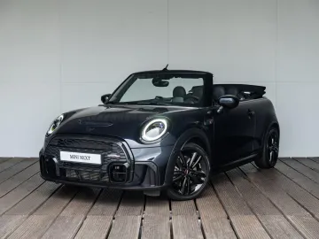 Car image 43