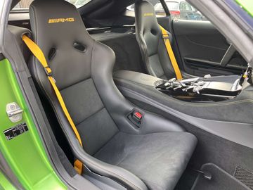 Car image 38