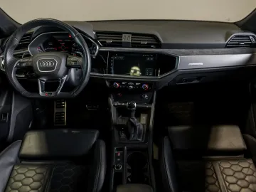 Car image 42