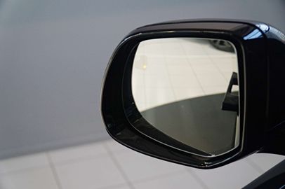 Car image 36