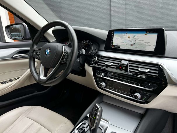 BMW 520i Touring 135 kW image number 32