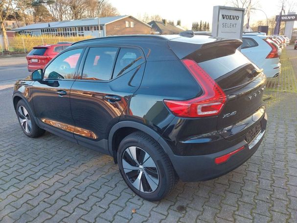 Volvo XC40 R Recharge Plug-in Hybrid T4 Design 155 kW image number 4